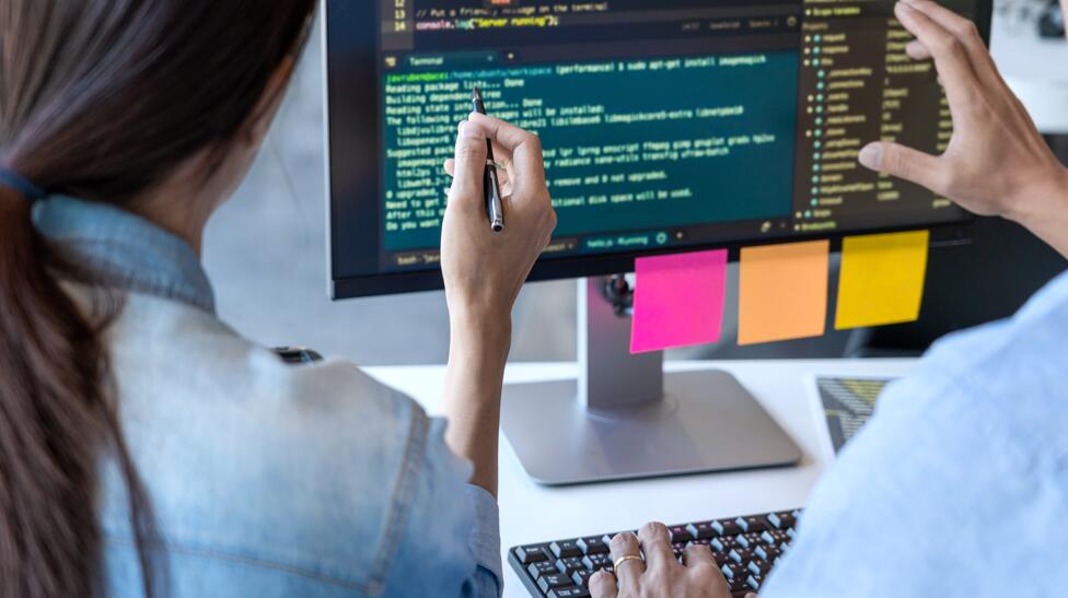 不学python直接学c++可以吗？深度解析让你事半功倍！