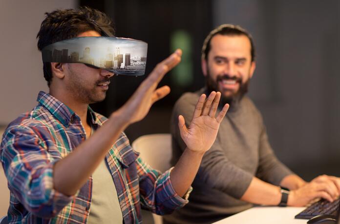 vr软件开发需要学什么软件及专业知识