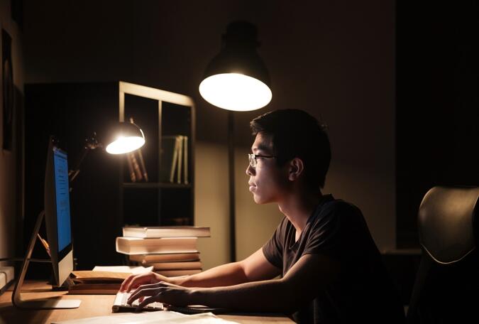 学习游戏特效师就业前景怎么样呢？